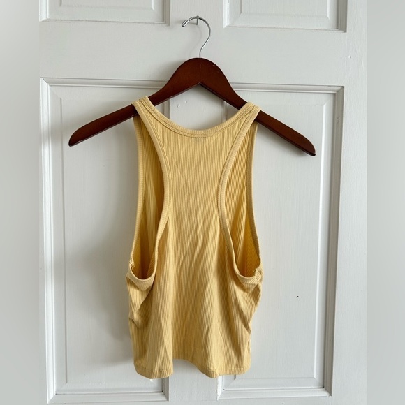 Wilfred Aritzia pale yellow heli ribbed tank top cropped size L - Picture 5 of 5